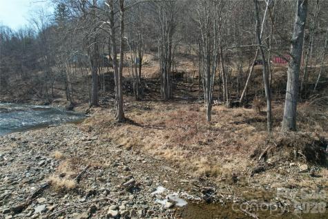 00 S Us 19 Highway E Newland NC 28657