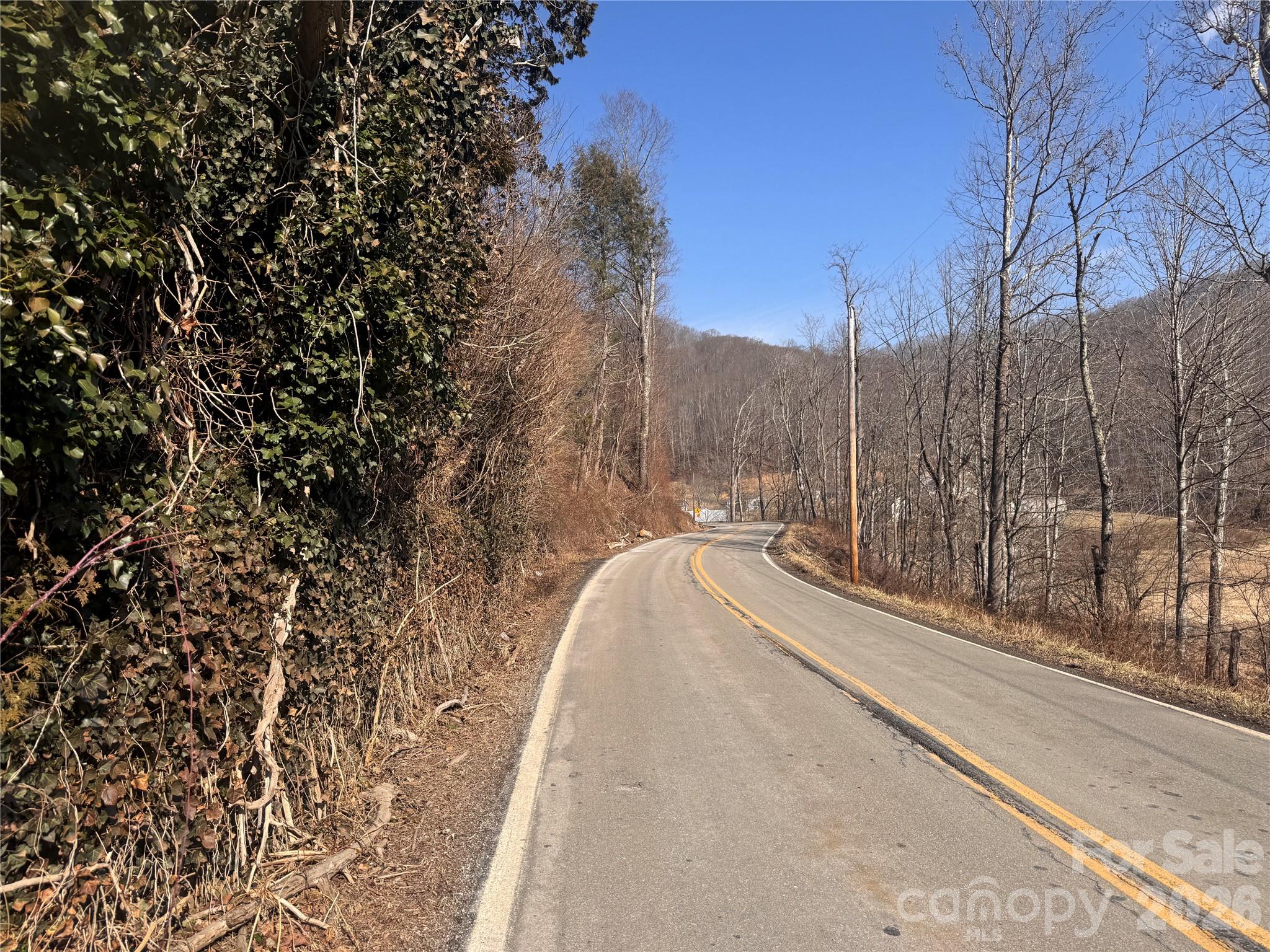 00 S Us 19 Highway E Newland NC 28657