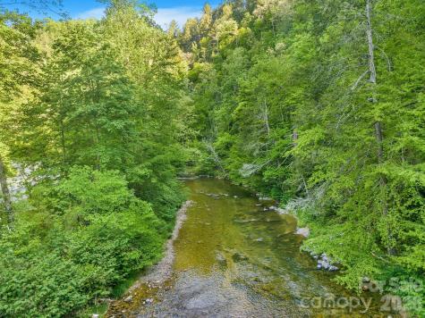 31 Caddis Court Marshall NC 28753