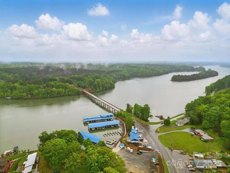 000 Boomer Court Statesville NC 28677