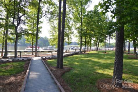2021 Beauhaven Lane Belmont NC 28012