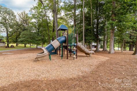 1006 Kingbird Lane Clover SC 29710