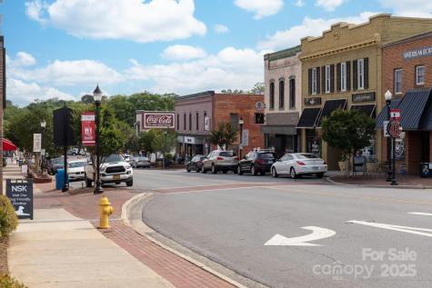 1006 Kingbird Lane Clover SC 29710