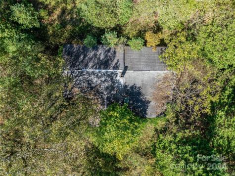 99999 Yager Farms Road Lake Toxaway NC 28747