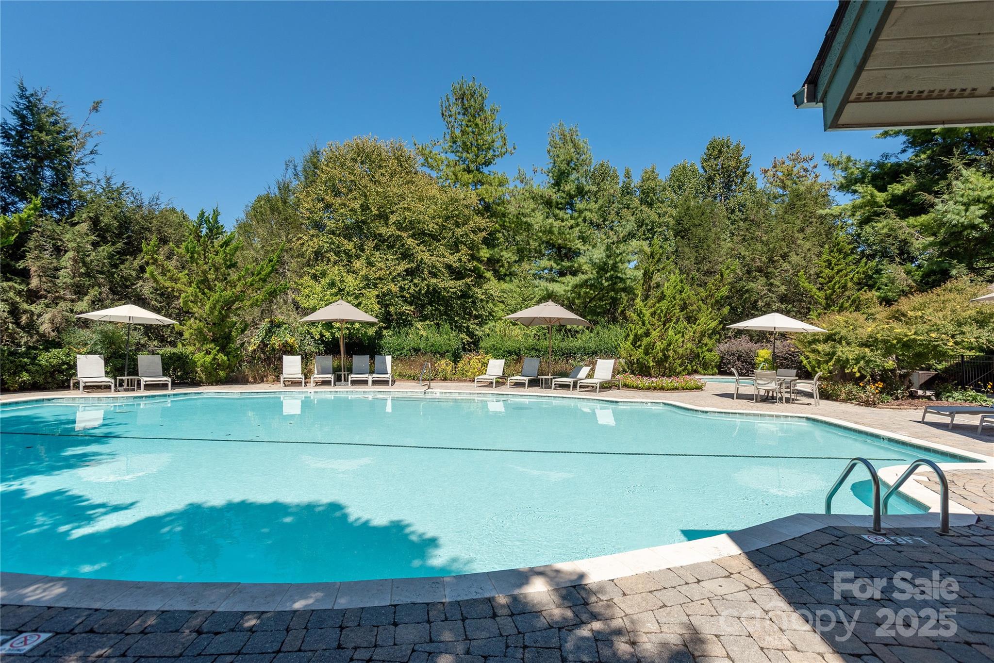 101 Chattooga Run Hendersonville NC 28739