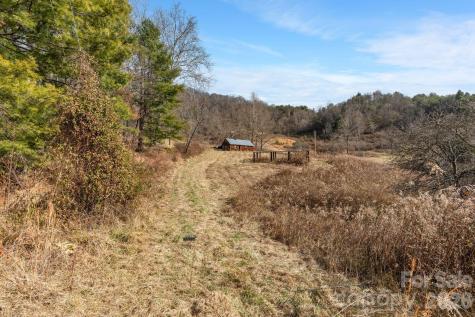 999 Wilson Drive Canton NC 28716