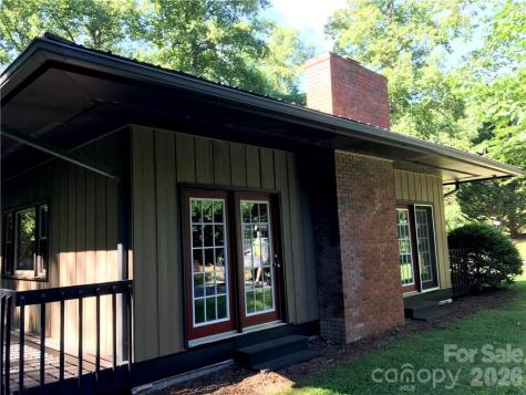 99999 Red Oak Forest Road Fairview NC 28730