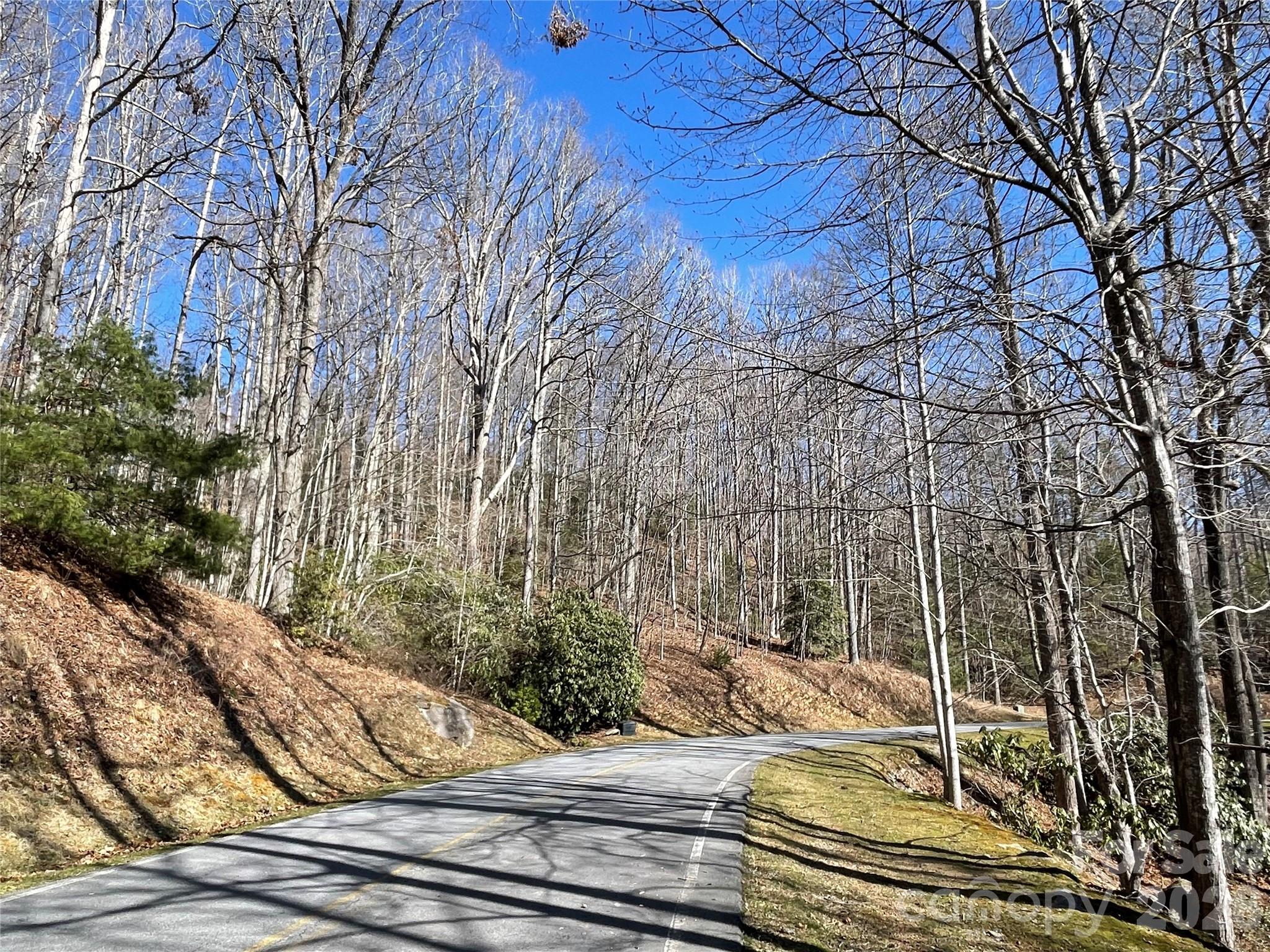 00 Chattooga Run Hendersonville NC 28739