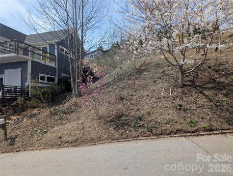 39 Jefferson Drive Asheville NC 28801