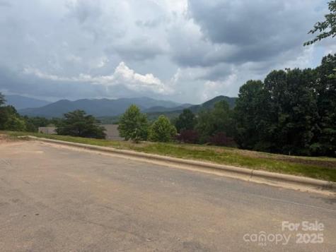 68 Cottage Settings Lane Black Mountain NC 28711