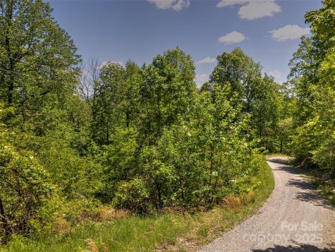 +/- 1.85 Acres Pinnacle Parkway Union Mills NC 28167