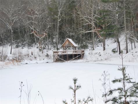 001 Shoal Pond Cove Burnsville NC 28714