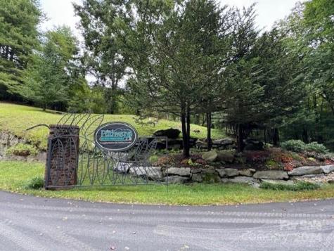 000 Gateway Drive Hendersonville NC 28739