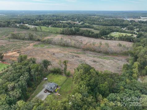 00 Herlocker Road New London NC 28127