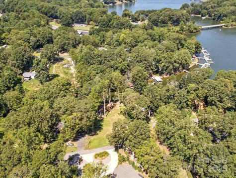 3748 Landmark Drive Sherrills Ford NC 28673