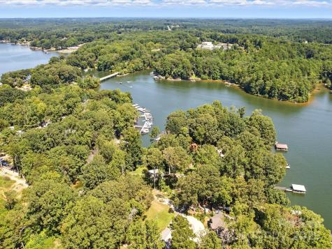 3748 Landmark Drive Sherrills Ford NC 28673