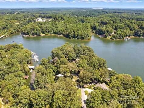 3748 Landmark Drive Sherrills Ford NC 28673