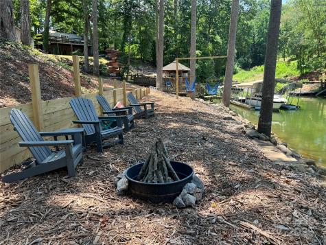 3748 Landmark Drive Sherrills Ford NC 28673