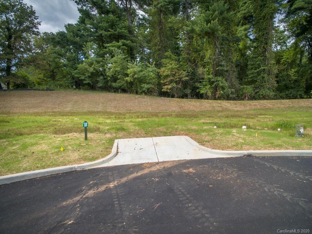 72 Malvern Walk Asheville NC 28806