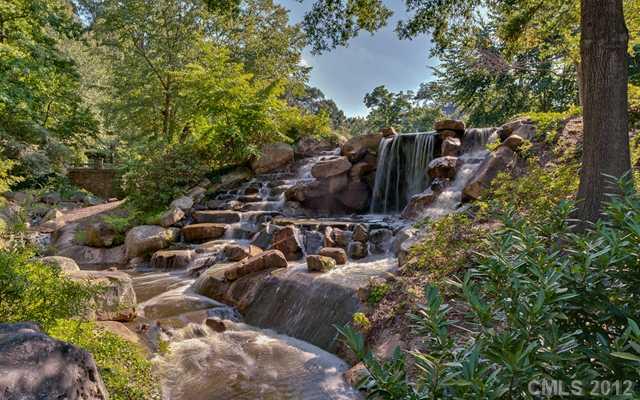 4505 Fox Brook Lane Charlotte NC 28211
