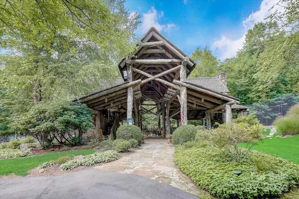 948 Lookout Drive Mars Hill NC 28754