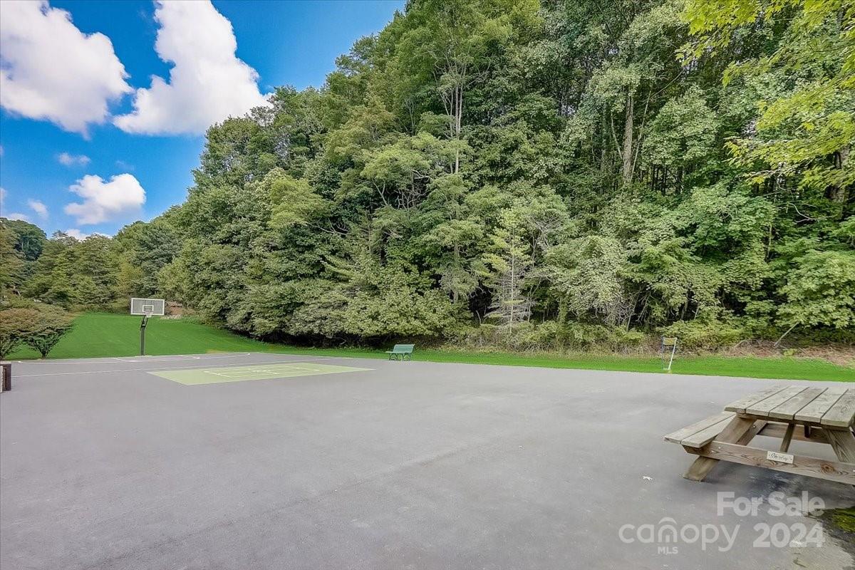 948 Lookout Drive Mars Hill NC 28754