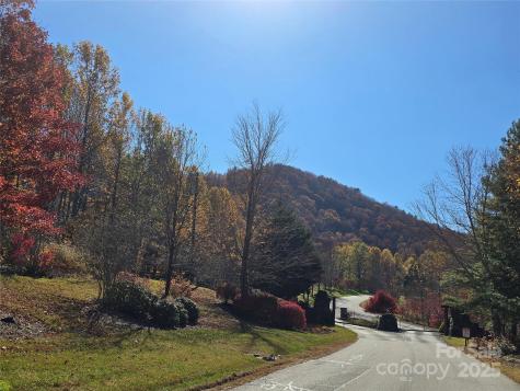 295 S Feather Falls Trail Black Mountain NC 28711
