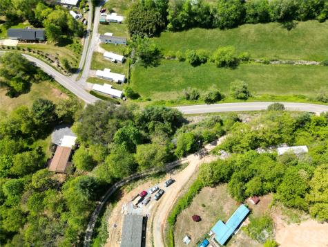 32 Windy Hill Lane Canton NC 28716