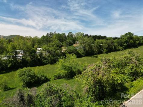 32 Windy Hill Lane Canton NC 28716