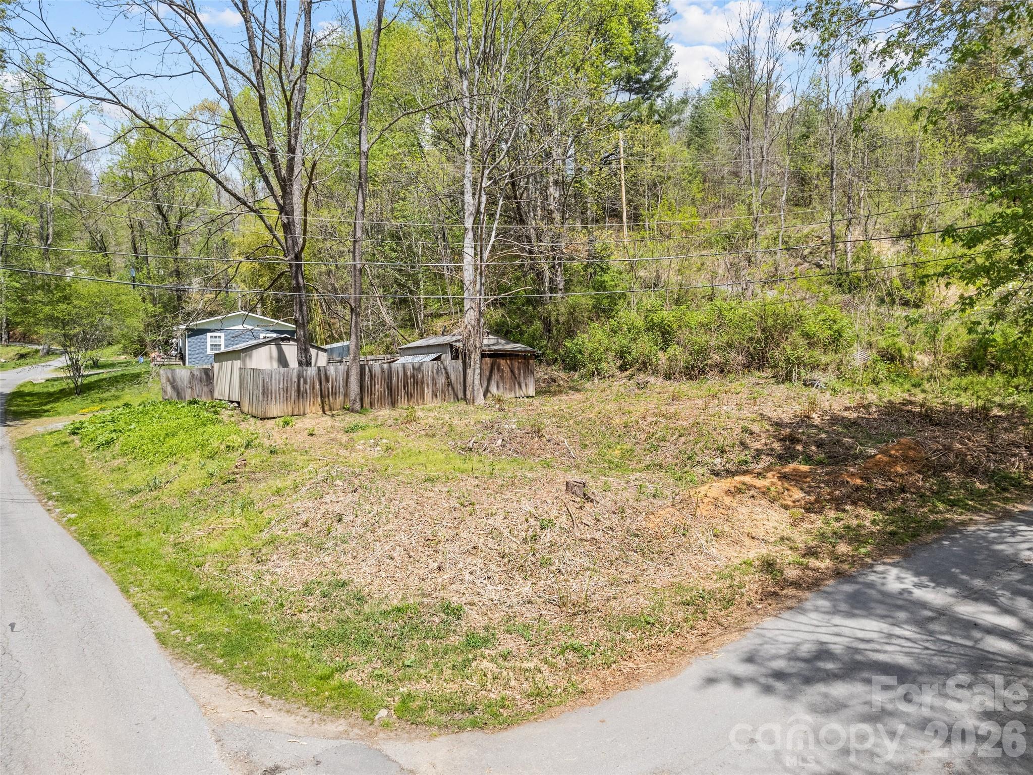 26 Lansing Road Waynesville NC 28786