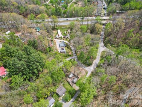 26 Lansing Road Waynesville NC 28786