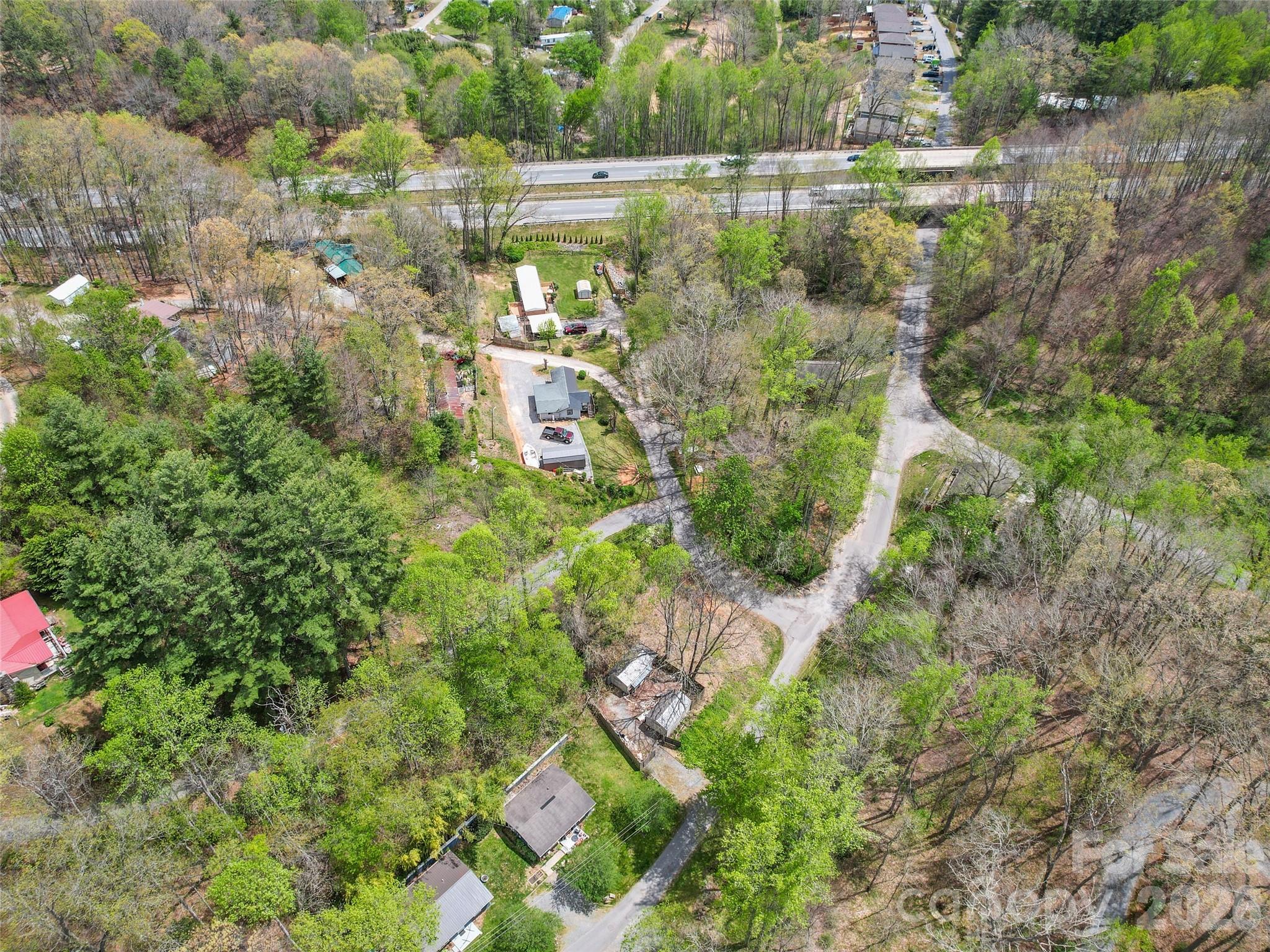 26 Lansing Road Waynesville NC 28786