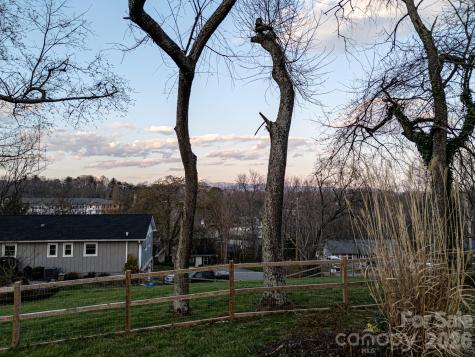 14 Mountain Terrace Asheville NC 28806