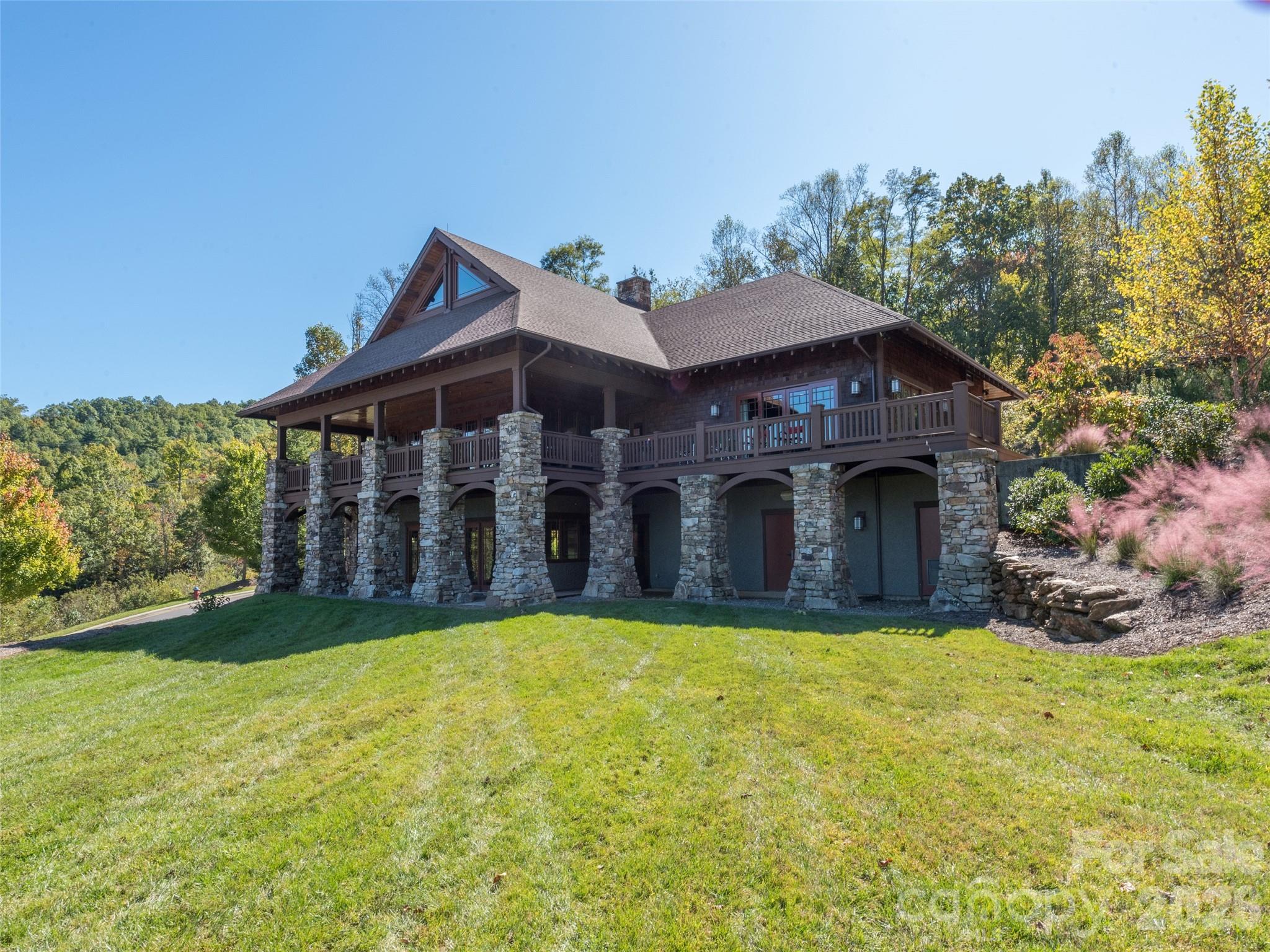 6 Old Lafayette Lane Black Mountain NC 28711
