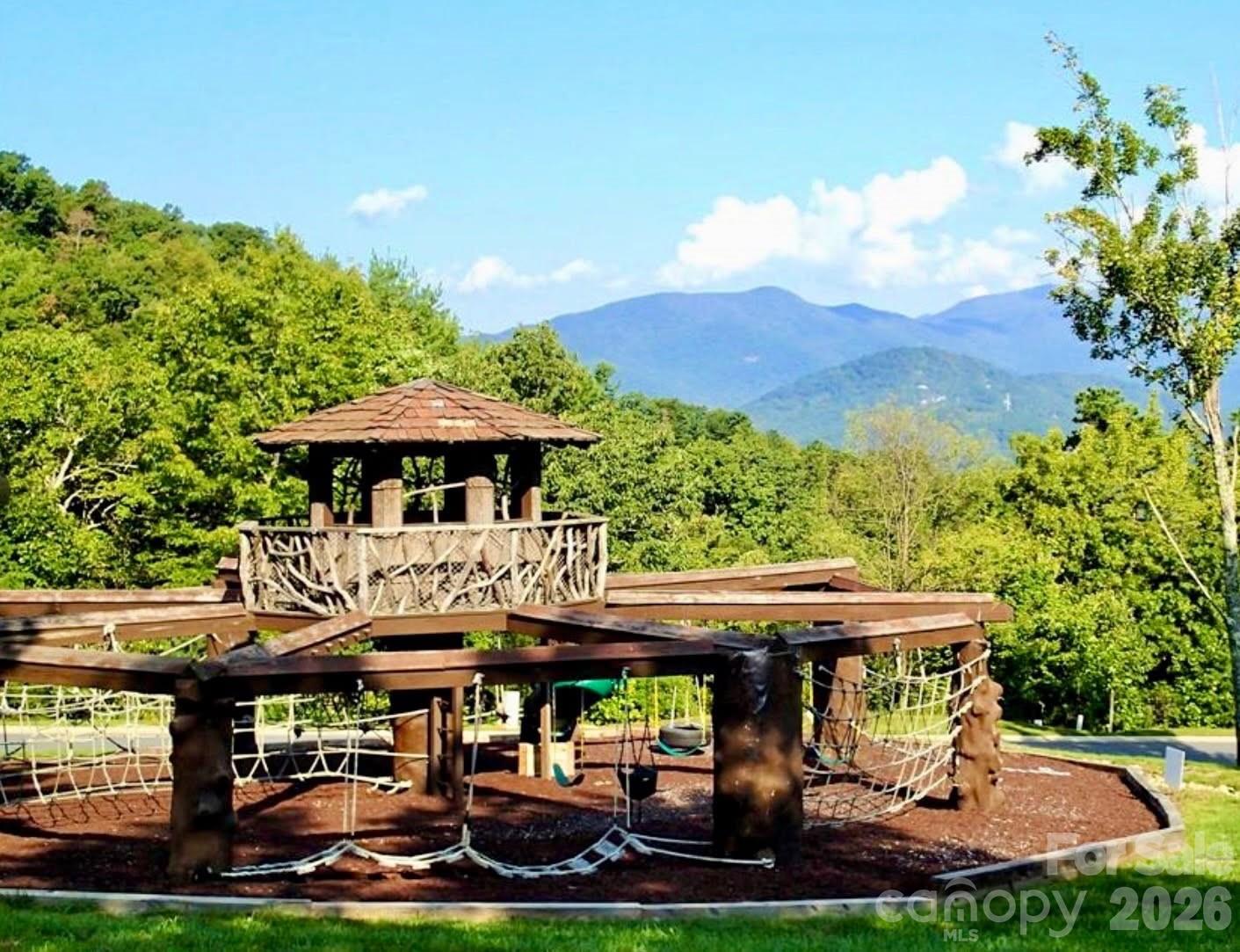 6 Old Lafayette Lane Black Mountain NC 28711