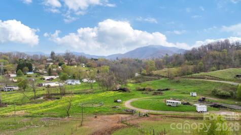 618 Beaverdam Street Canton NC 28716