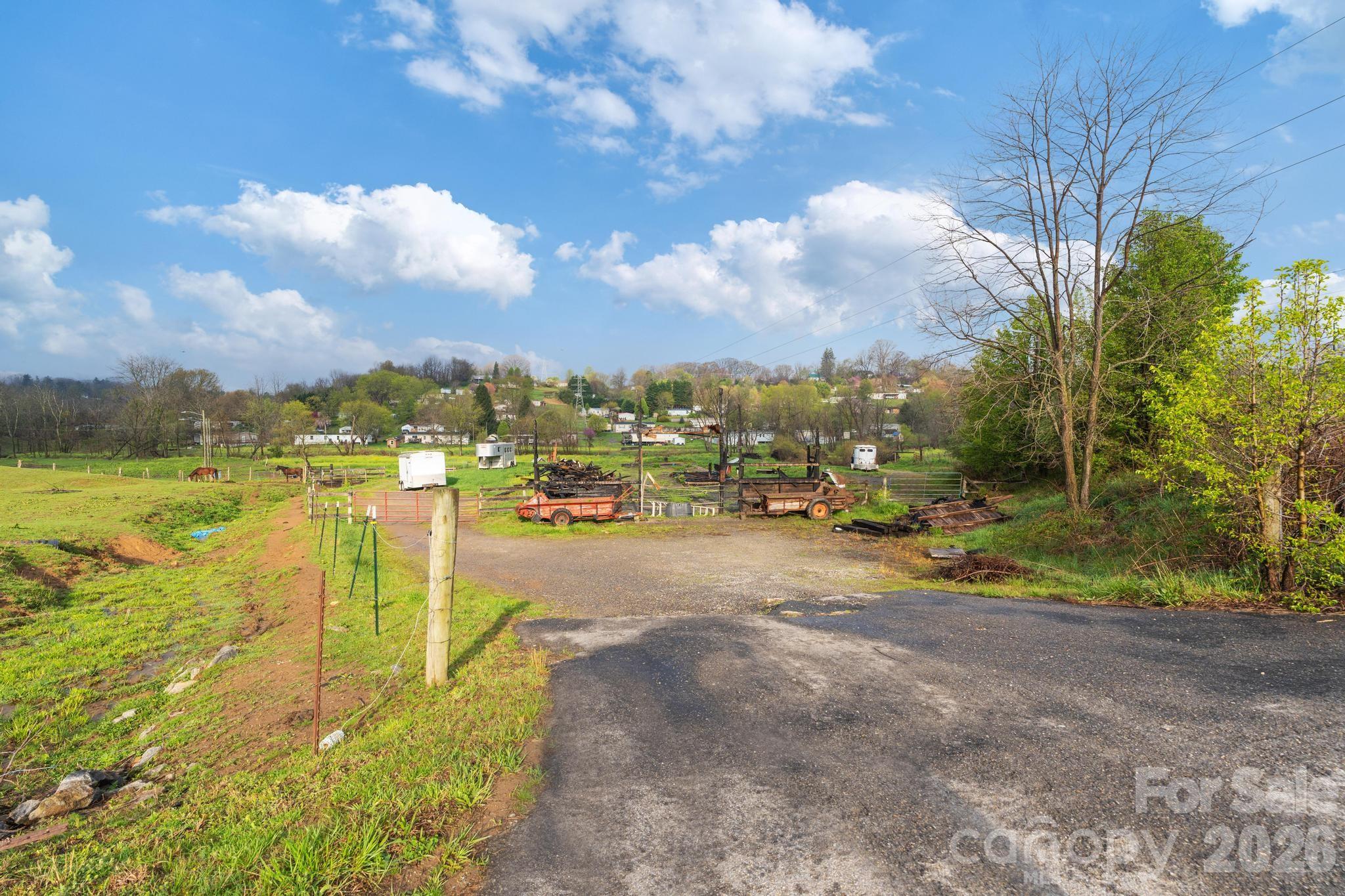 618 Beaverdam Street Canton NC 28716