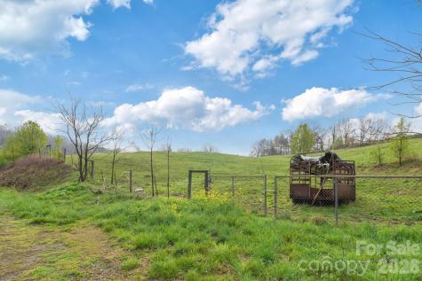 618 Beaverdam Street Canton NC 28716