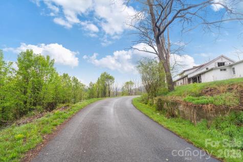 618 Beaverdam Street Canton NC 28716