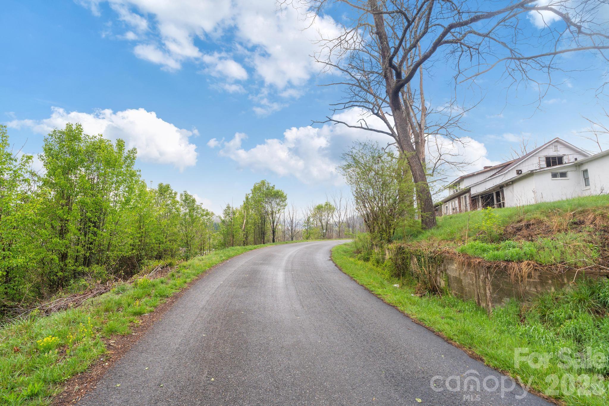 618 Beaverdam Street Canton NC 28716