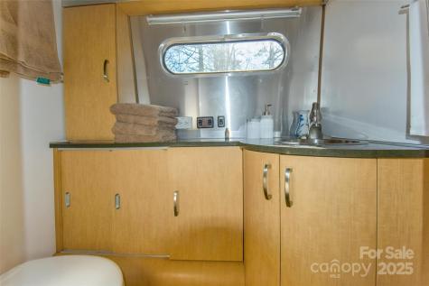 18748 Rosman Highway Sapphire NC 28774
