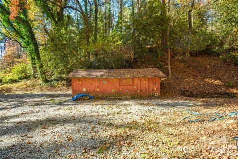 18748 Rosman Highway Sapphire NC 28774