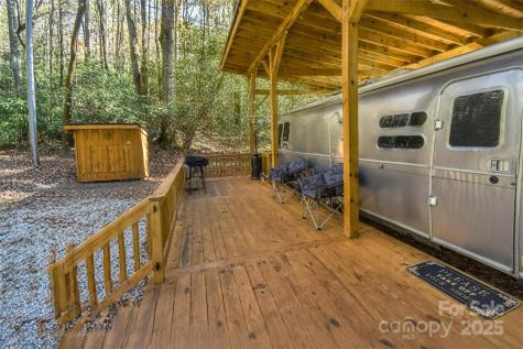 18748 Rosman Highway Sapphire NC 28774