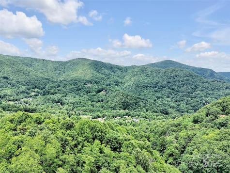 32 Sallywood Trail Waynesville NC 28785