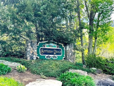 32 Sallywood Trail Waynesville NC 28785