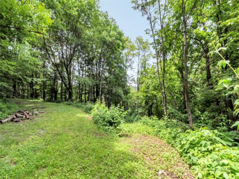 32 Sallywood Trail Waynesville NC 28785