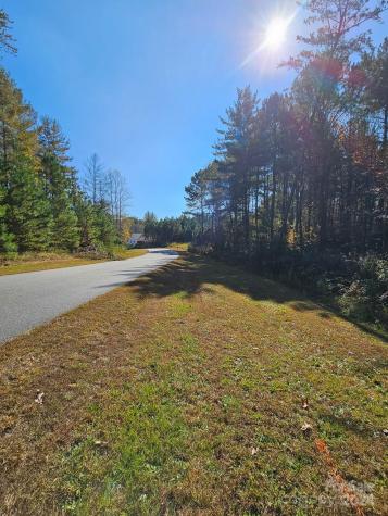 3060 Peninsula Pointe Drive NW Valdese NC 28690