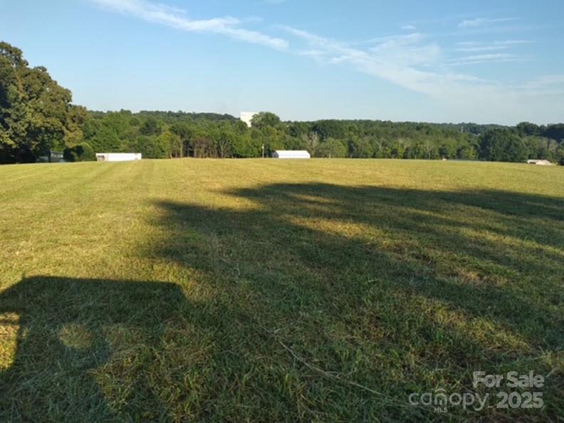 425 E N Street Newton NC 28658