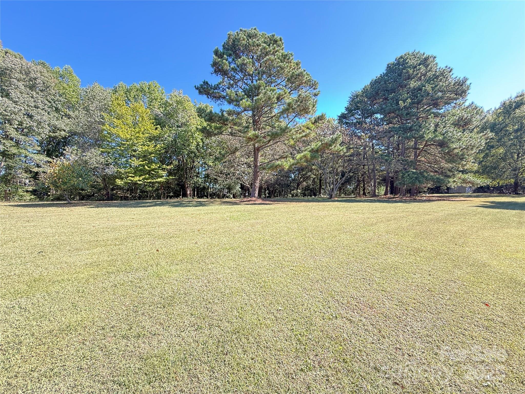 7201 Stillwell Road Matthews NC 28105