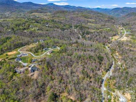 83 Sunny Morning Court Hendersonville NC 28792